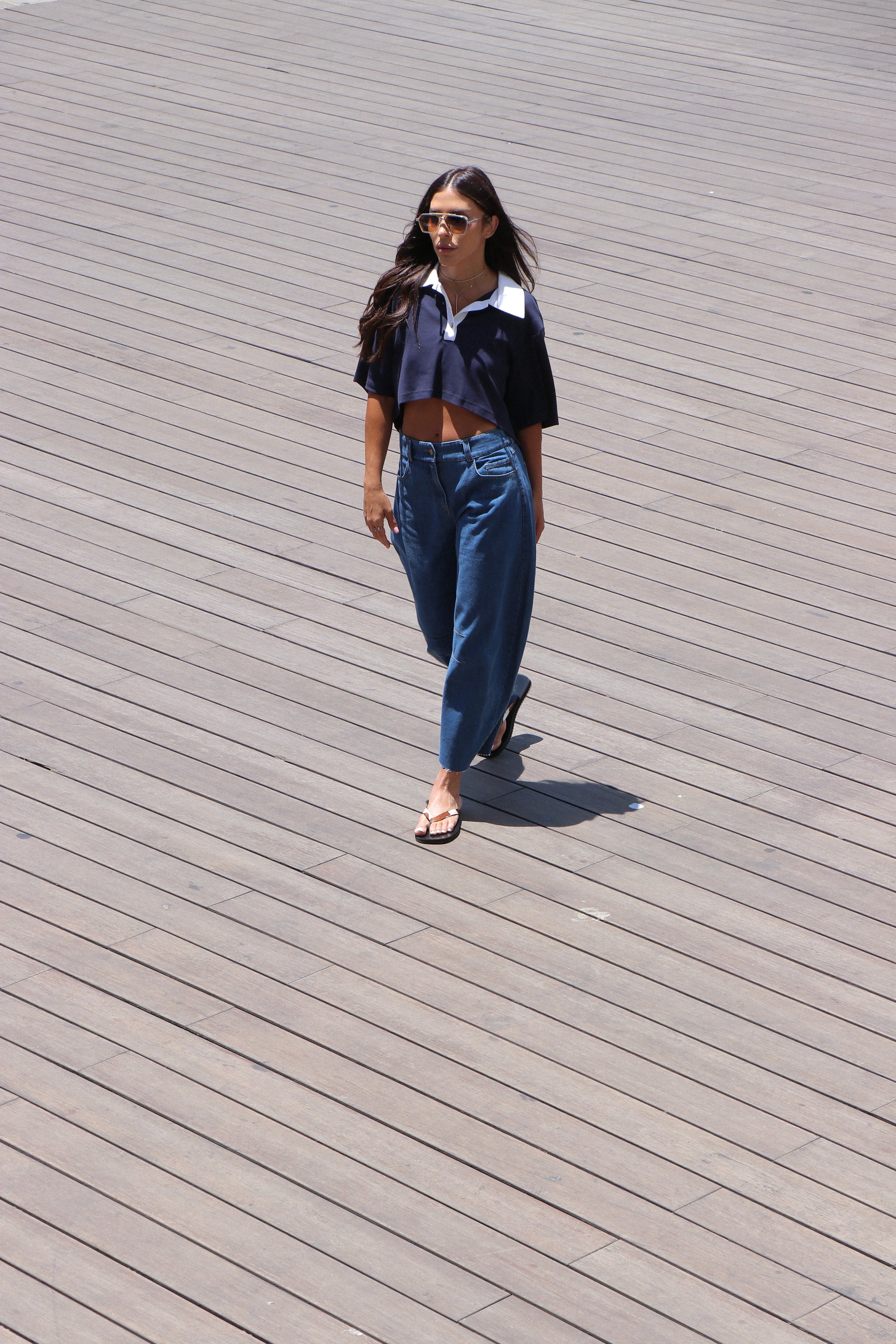 Navy / white